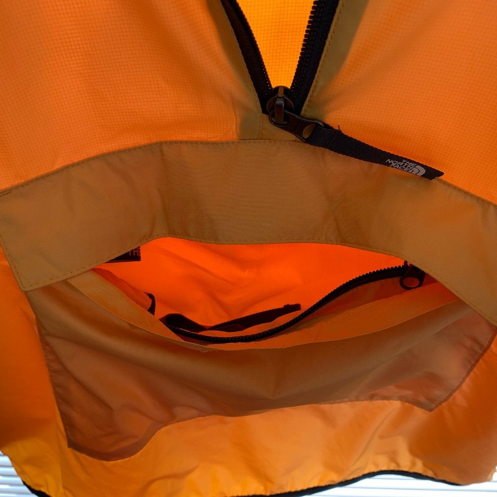 THE NORTH FACE Fanorak Yellow Boys Windbreaker Jacket Size L/G (14/16) - Picture 3 of 4